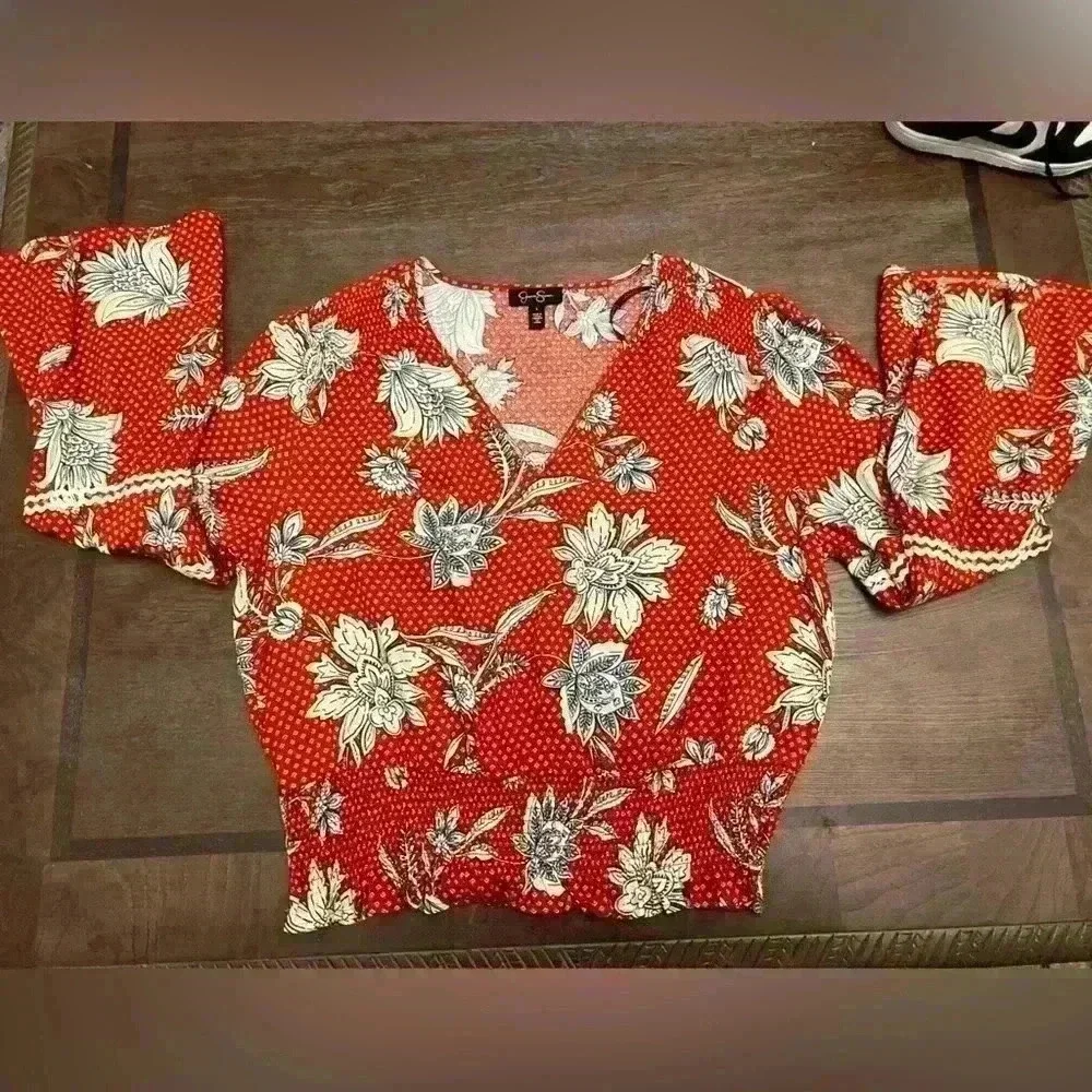 Jessica Simpson Tops | Floral Print Blouse | Color: Cream/Red | Size: L - Picture 2 of 3